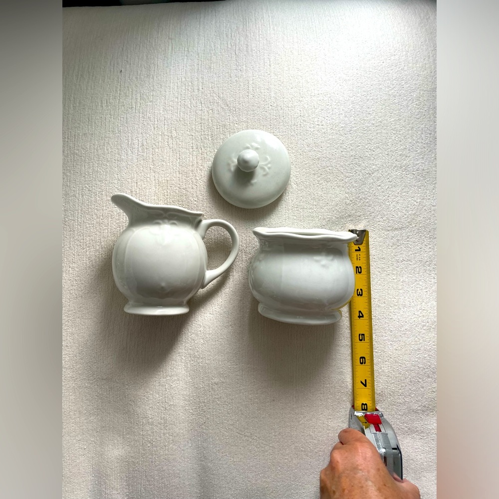 Versailles Cream & Sugar Set